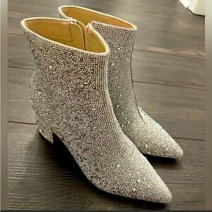 Size 6.5 Betsey Johnson Booties. BRAND NEW NEVER WORN